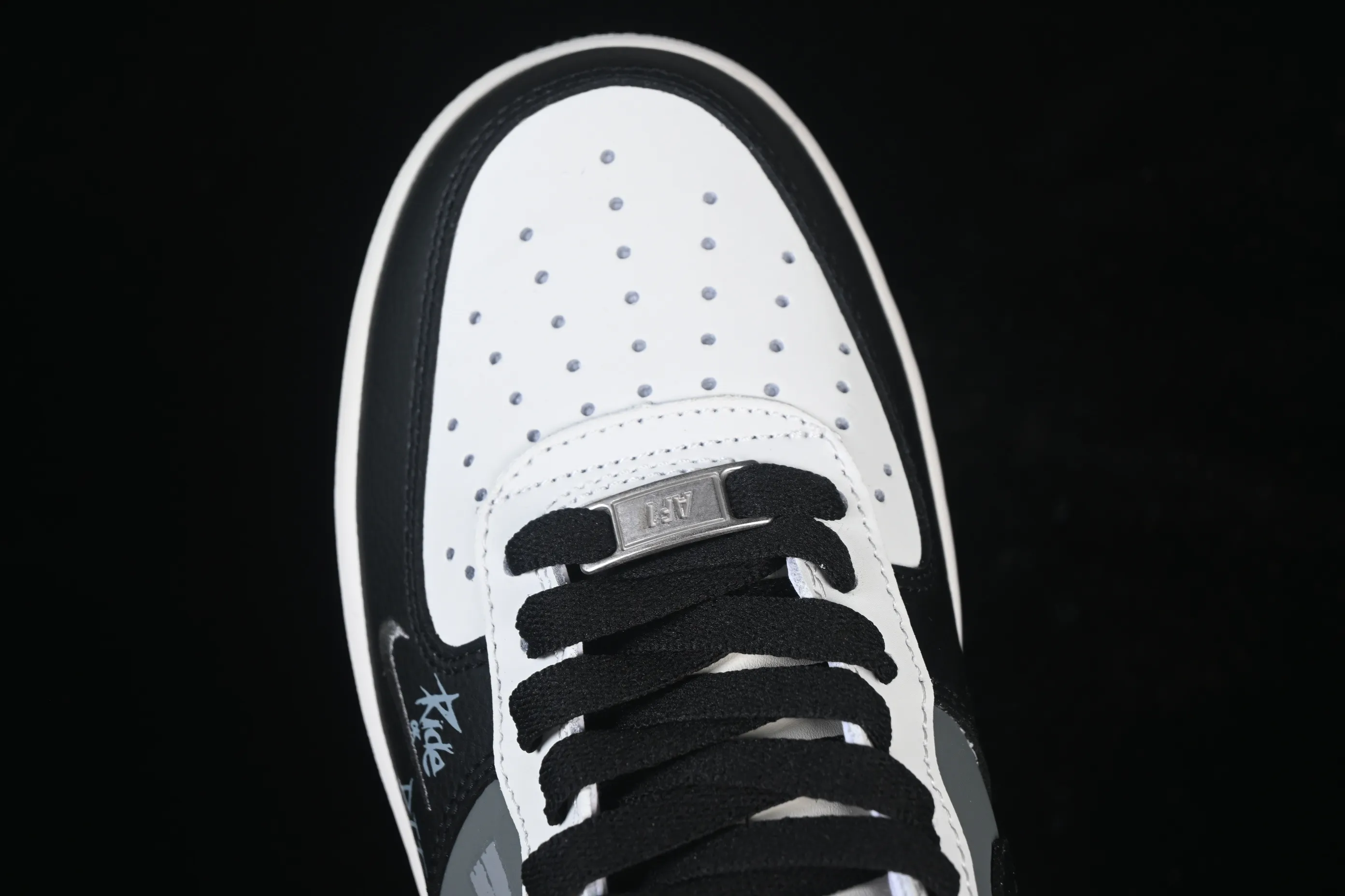 All categories Nk Air Force 1 Air Force series Nk Air Force 1 Low Air Force low-top Nike Air Force 1'07 Low Sunflower Air Force 1 low-top casual sports sneakers DB3301-606